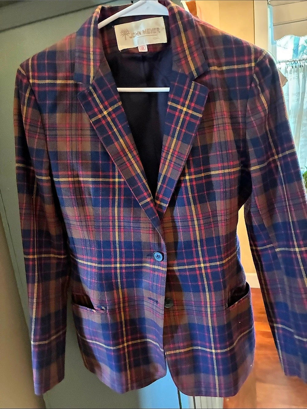 John Meyer Plaid Blazer in Blue & Red Size 8 Like New